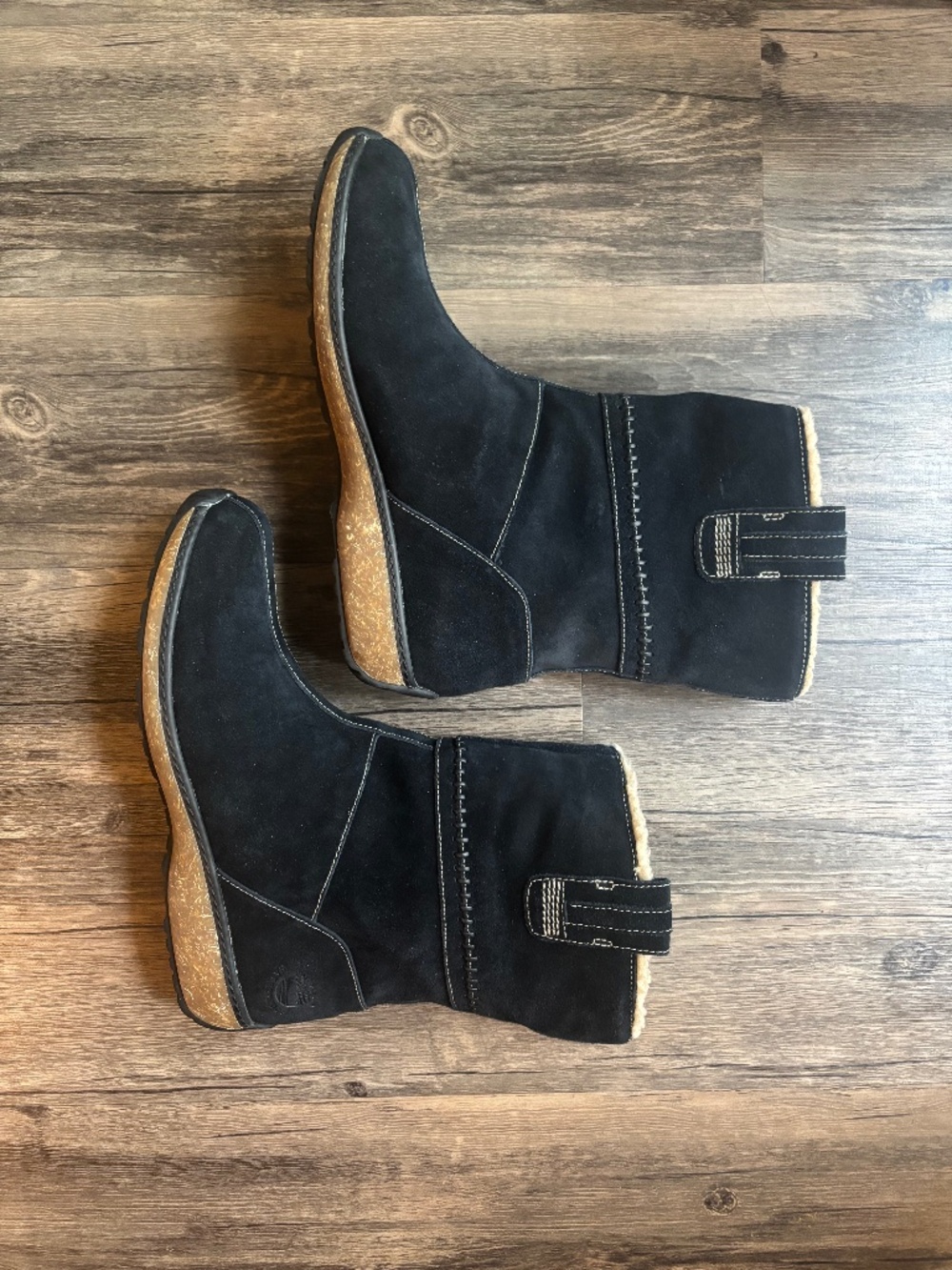 Black suede winter boots